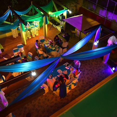 איאנג Playa Aventura Hotel מראה חיצוני תמונה